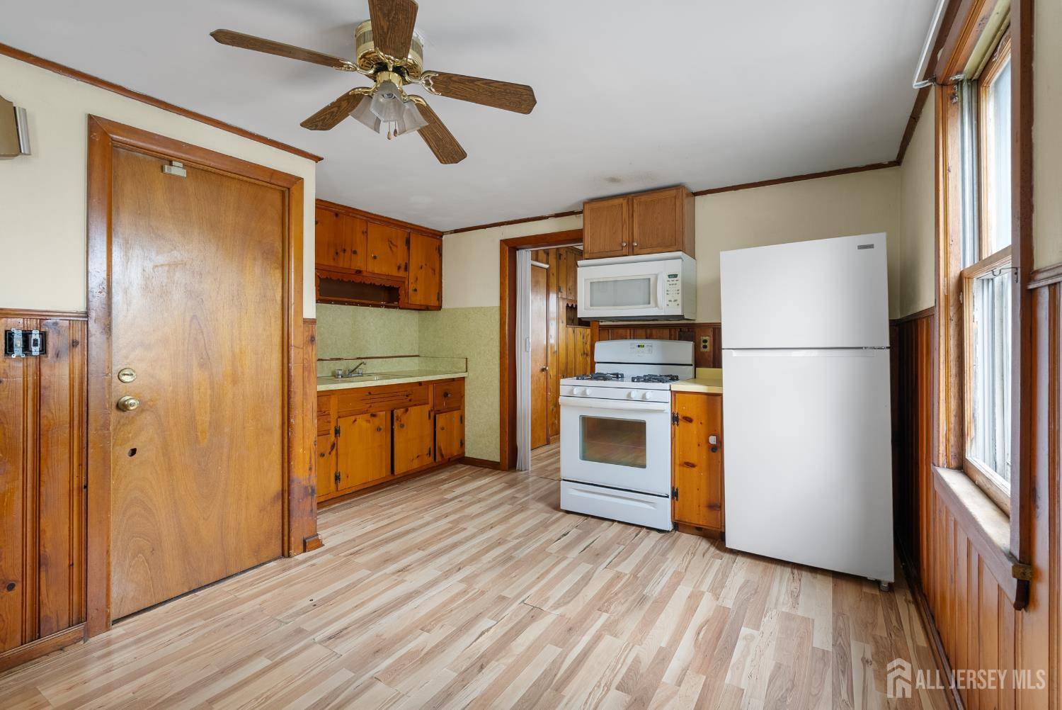 Perth Amboy, NJ 08861,678 Bingle ST