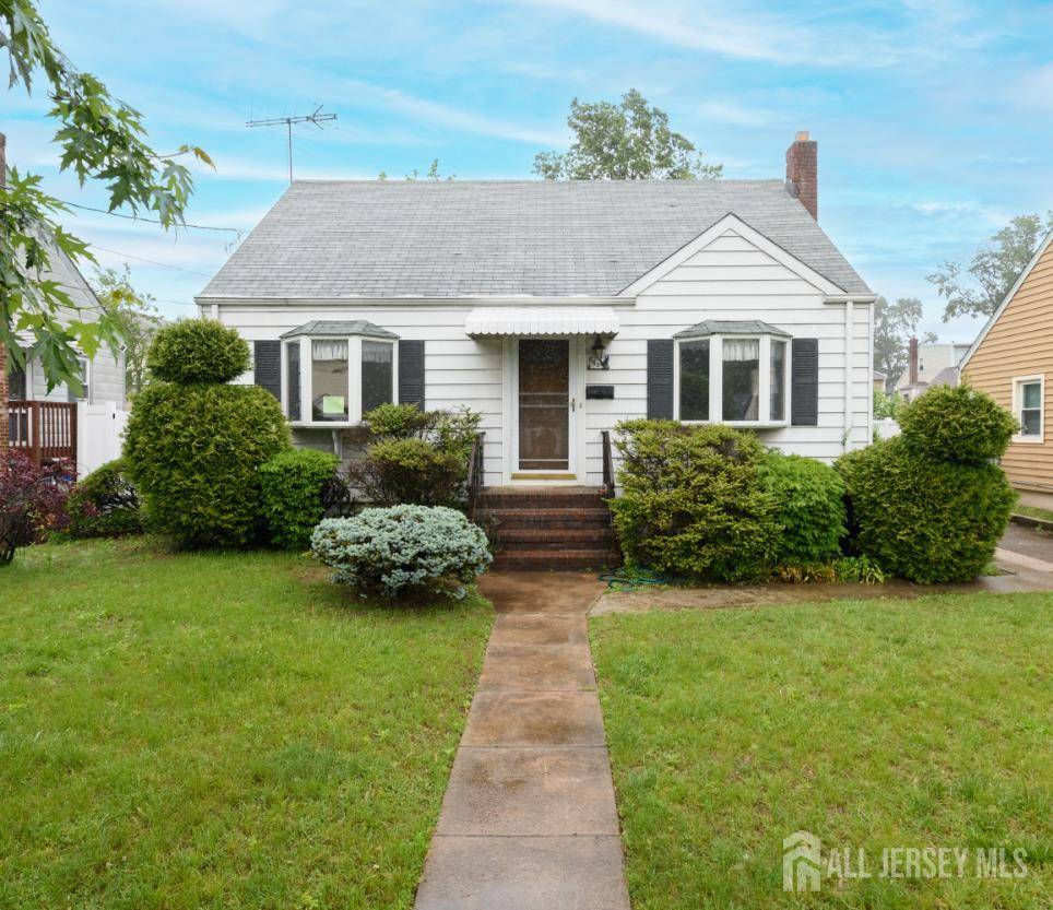 Kenilworth, NJ 07033,644 Monmouth AVE