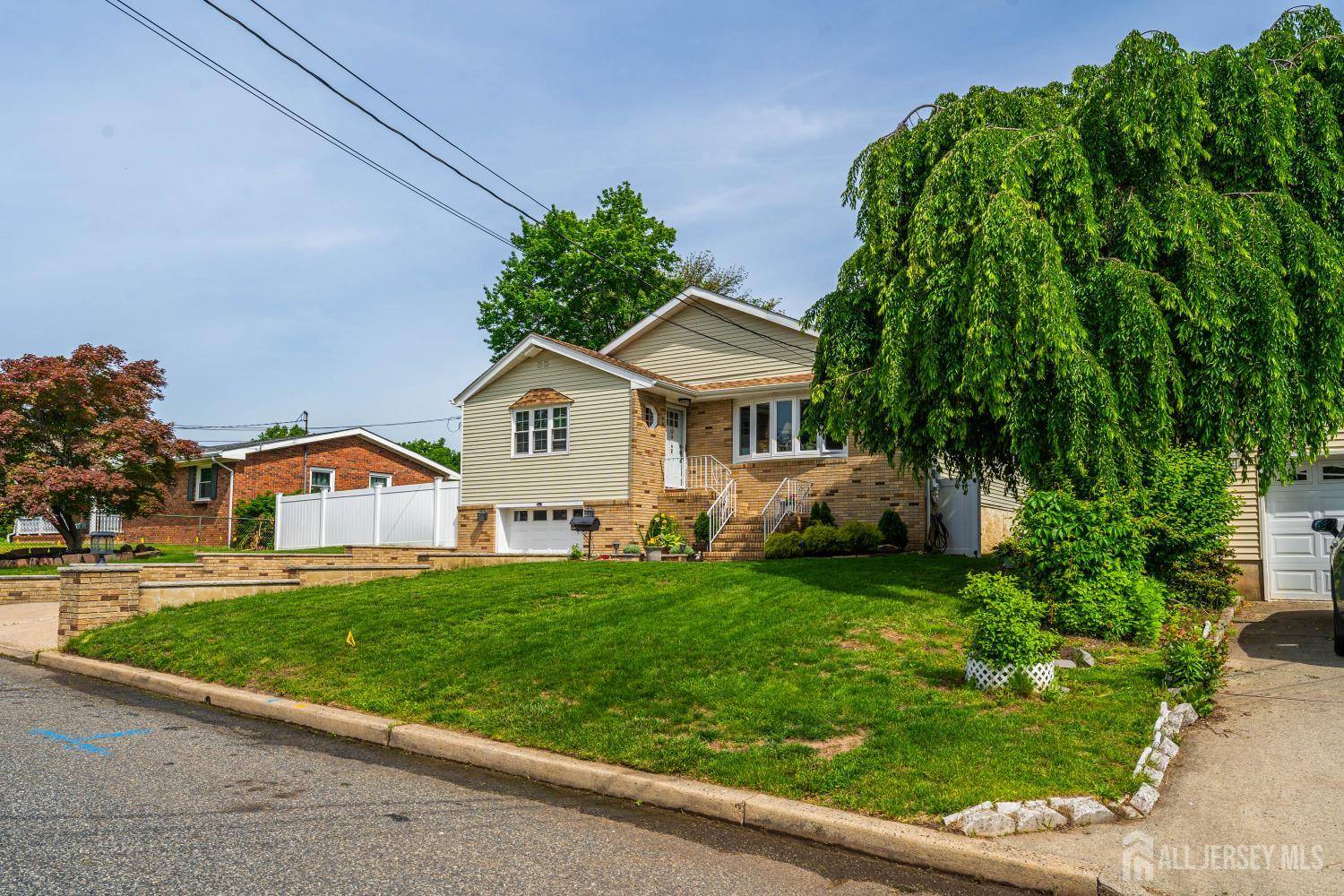 Fords, NJ 08863,201 Summit AVE