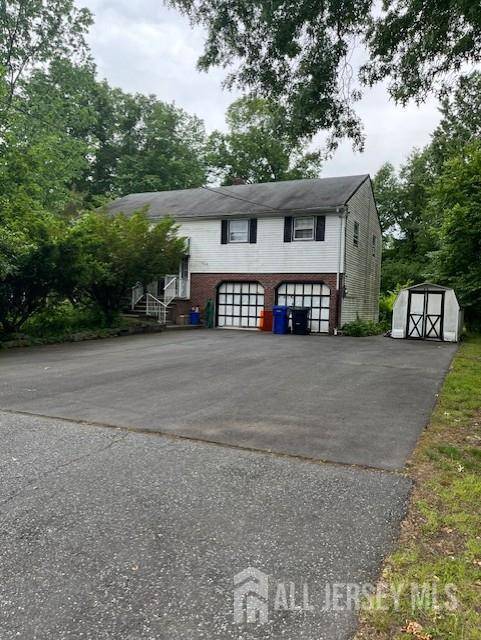 North Brunswick, NJ 08902,1436 Thomas AVE