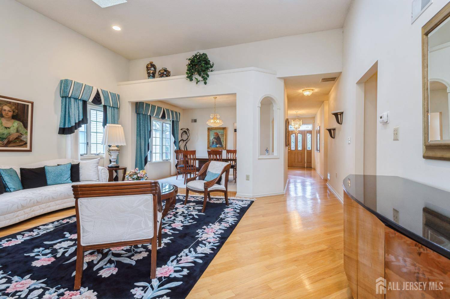 Monroe, NJ 08831,99 Leeds LN