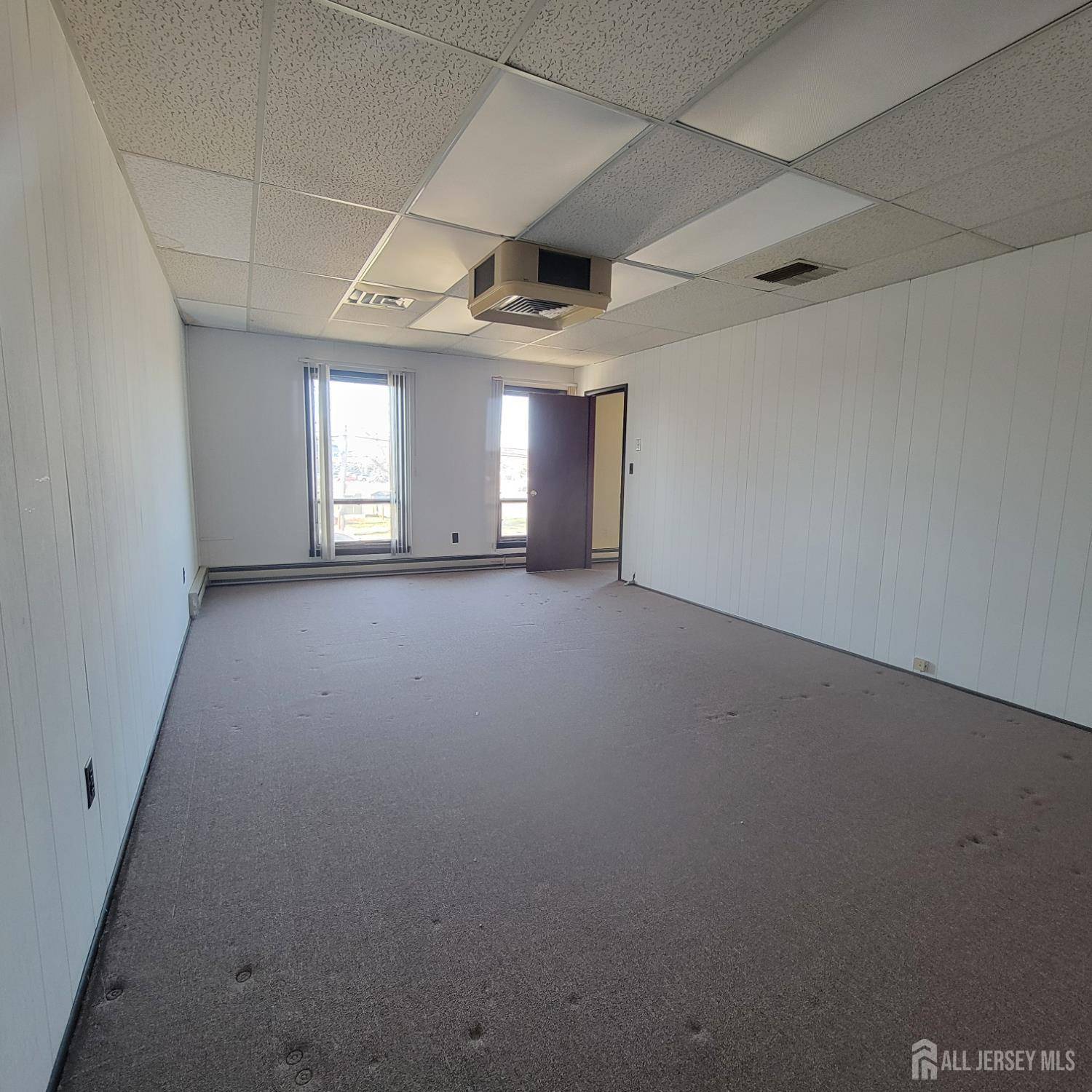 East Brunswick, NJ 08816,49 W Prospect ST W