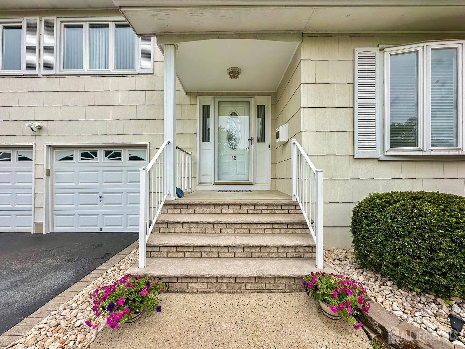 Old Bridge, NJ 08859,12 Dana Estates DR