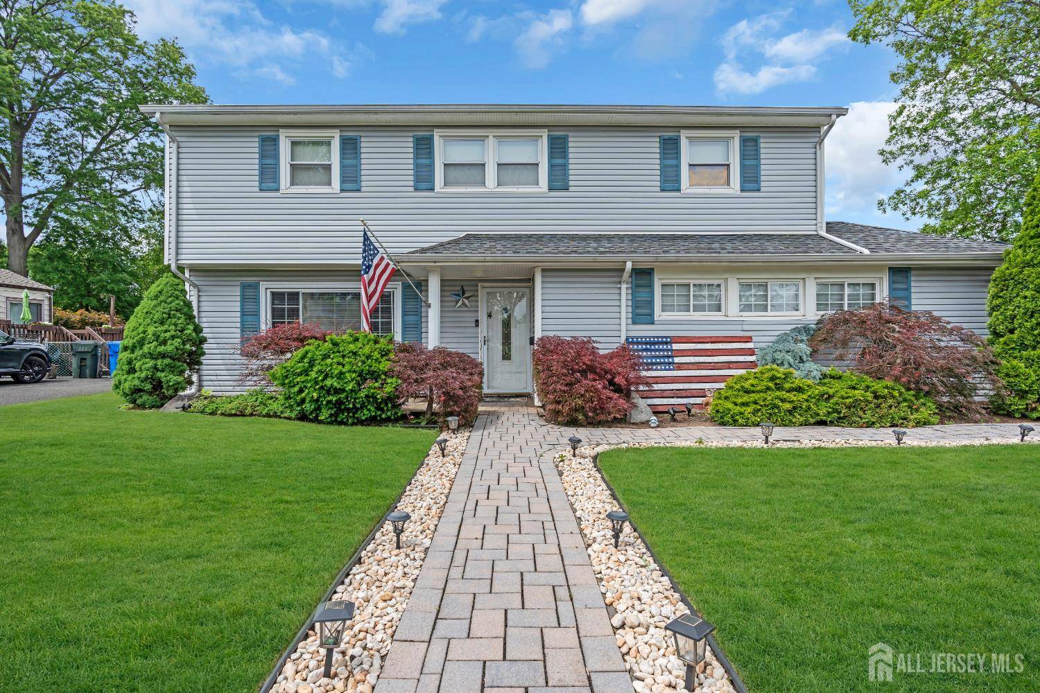 Colonia, NJ 07067,14 E Shirley AVE