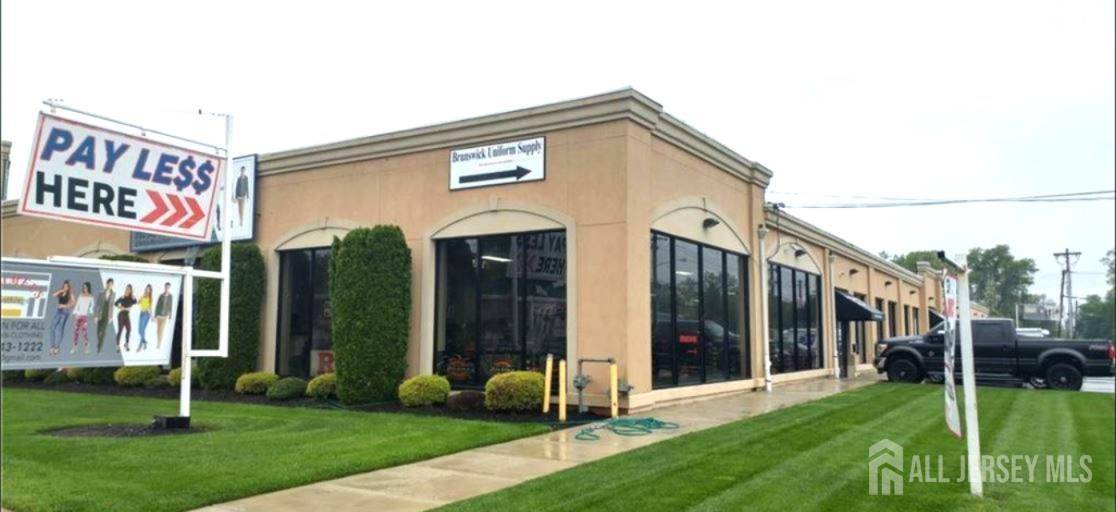 North Brunswick, NJ 08902,1007 Livingston AVE