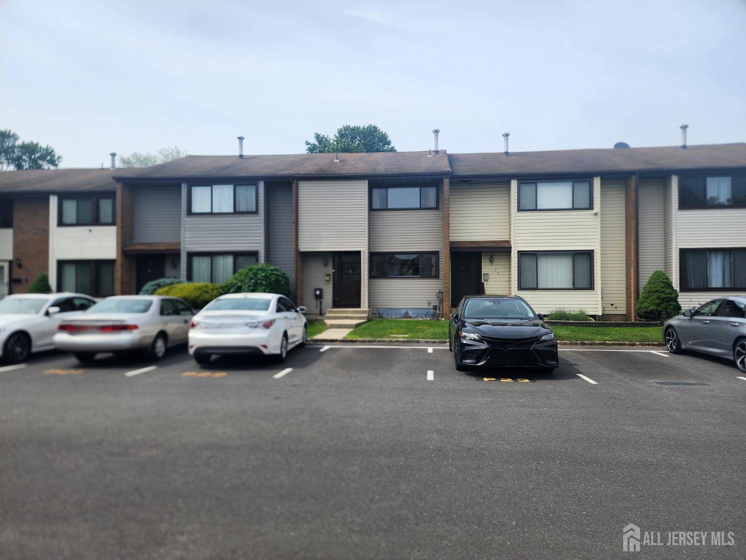 East Windsor, NJ 08520,74 Probasco RD