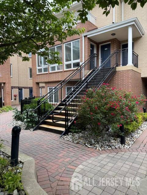 Perth Amboy, NJ 08861,368 Rector ST
