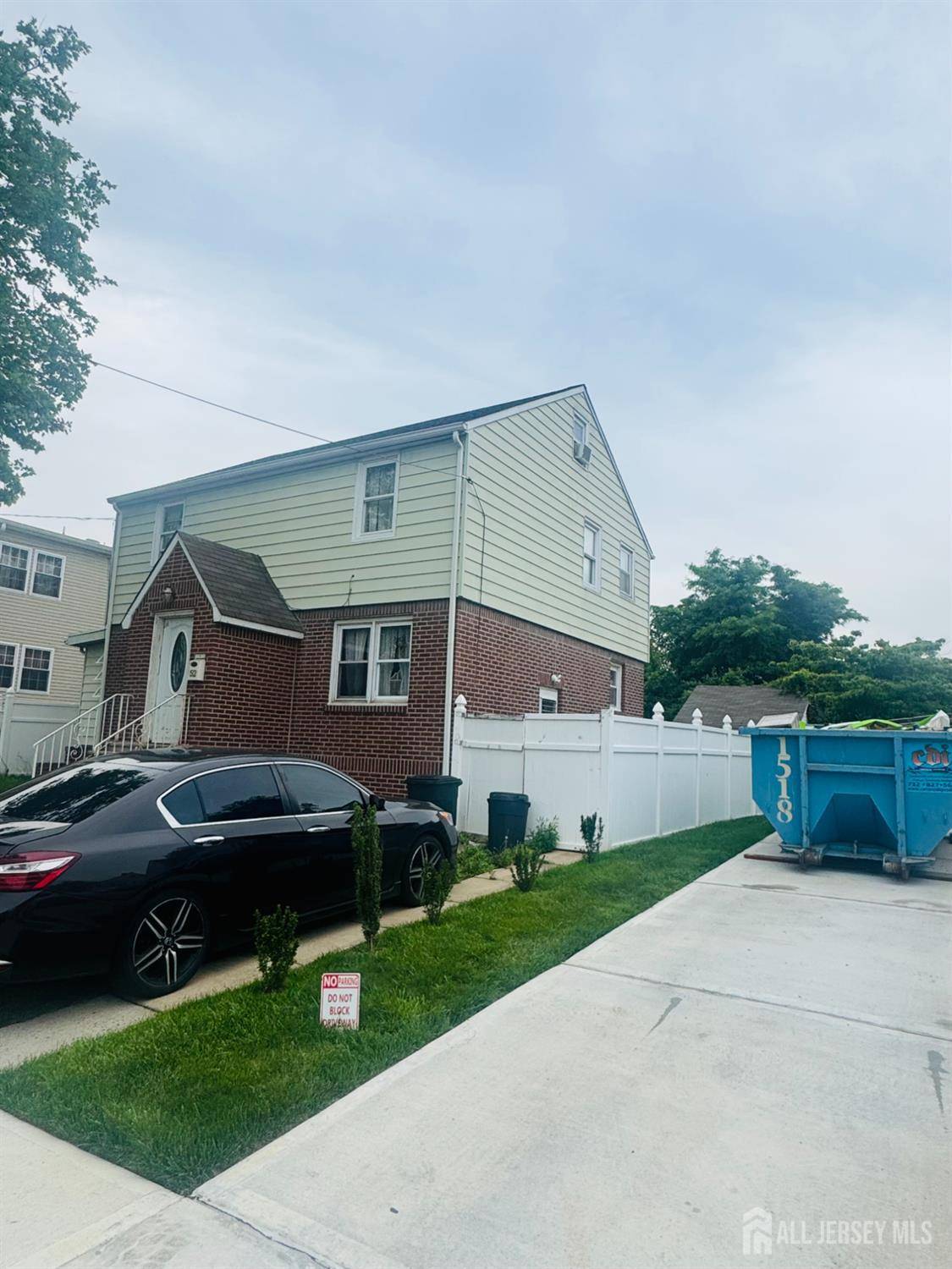 Carteret, NJ 07008,52 Hermann AVE