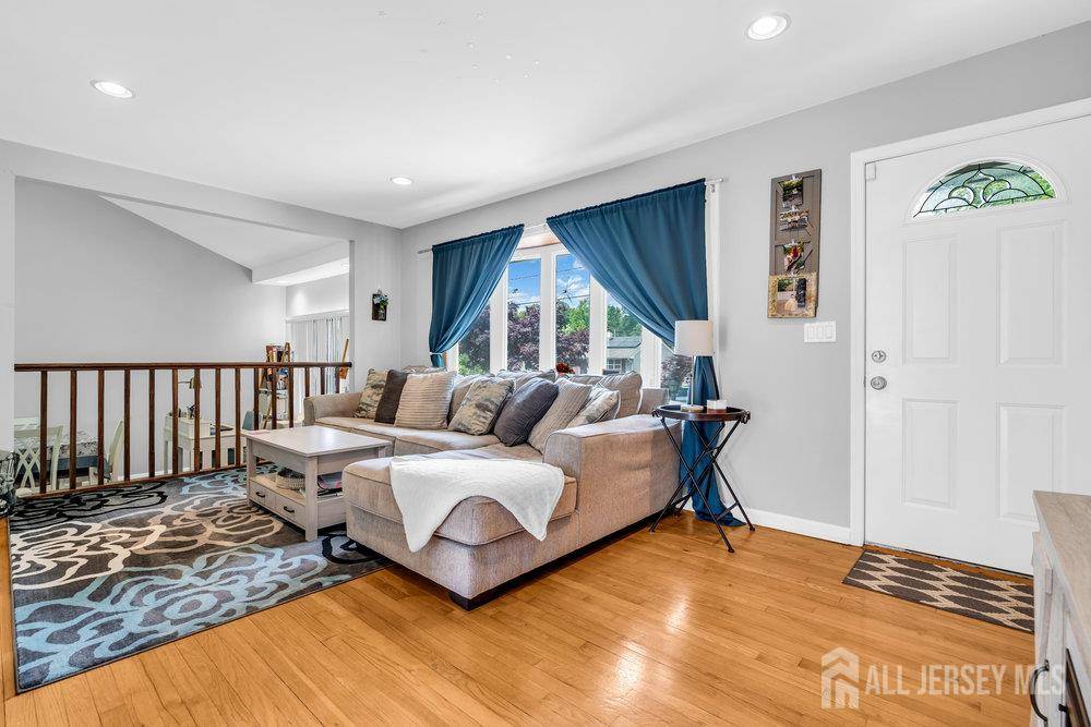Piscataway, NJ 08854,11 Edna PL