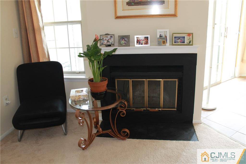 South Brunswick, NJ 08852,4332 Bayberry CT