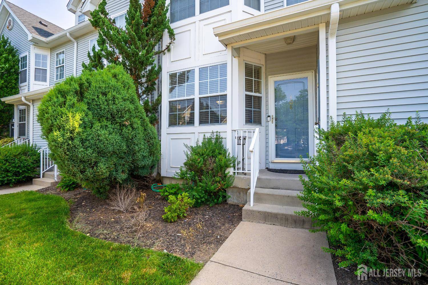 South Brunswick, NJ 08810,408 Blossom CIR