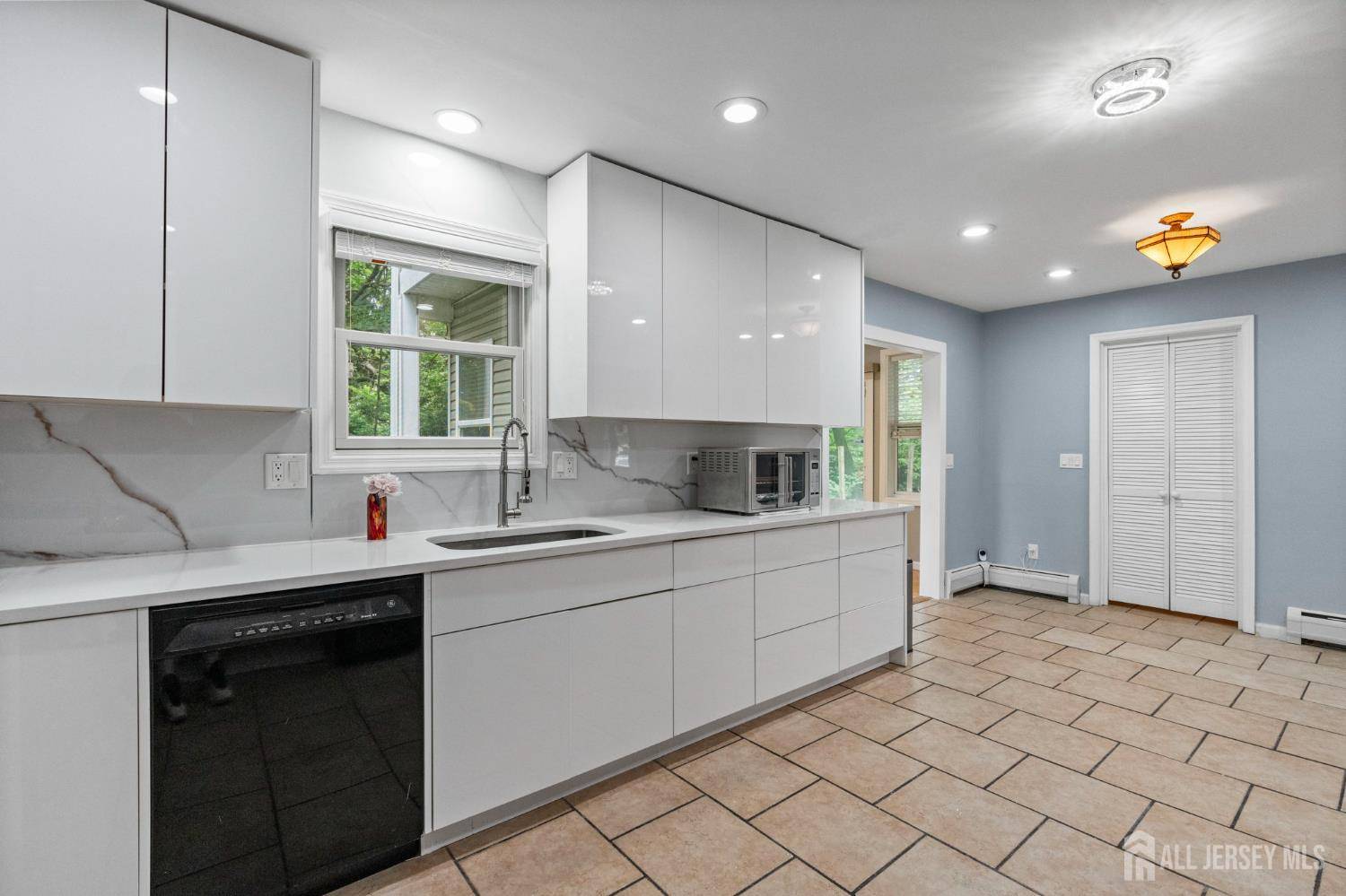 Piscataway, NJ 08854,6 Highland AVE