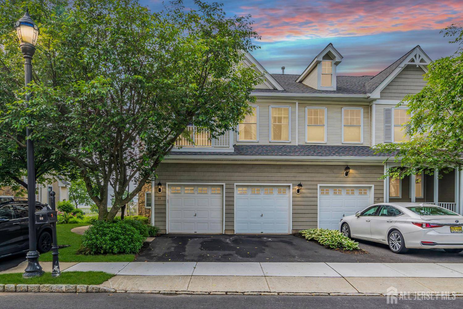 South Amboy, NJ 08879,66 S Shore DR