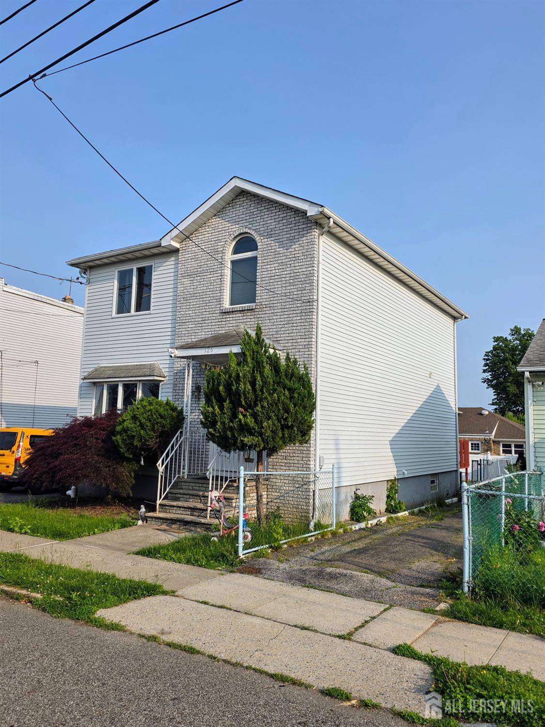 Port Reading, NJ 07064,126 Holly ST