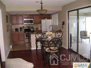 Monroe, NJ 08831,33 Haddon RD #B