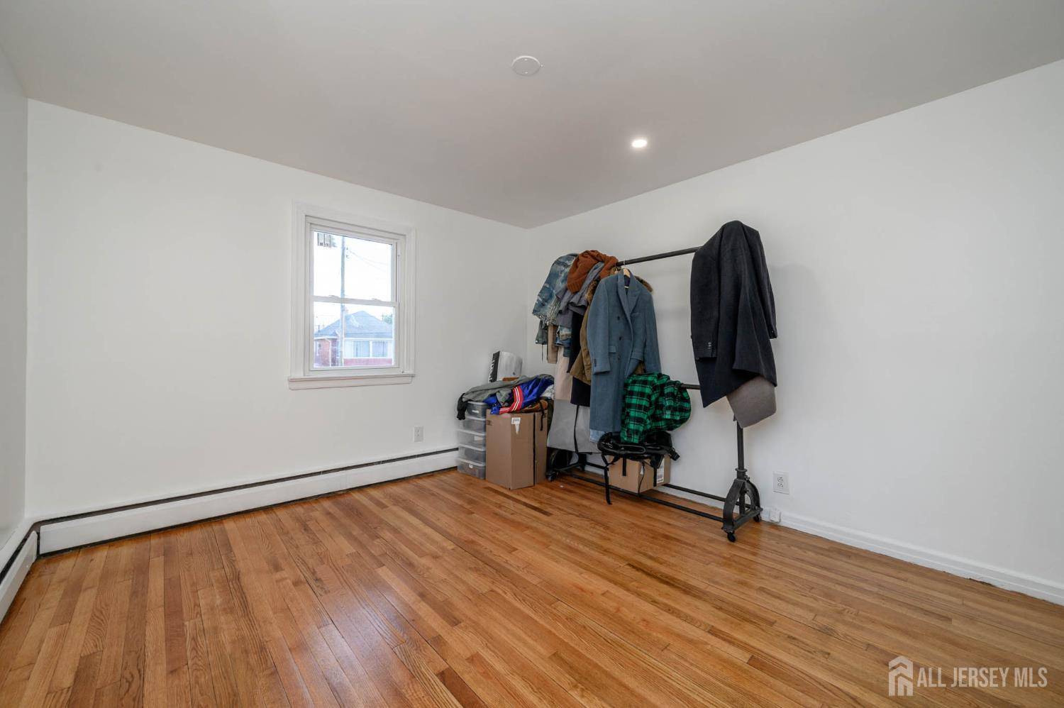 Lodi, NJ 07644,49 River ST
