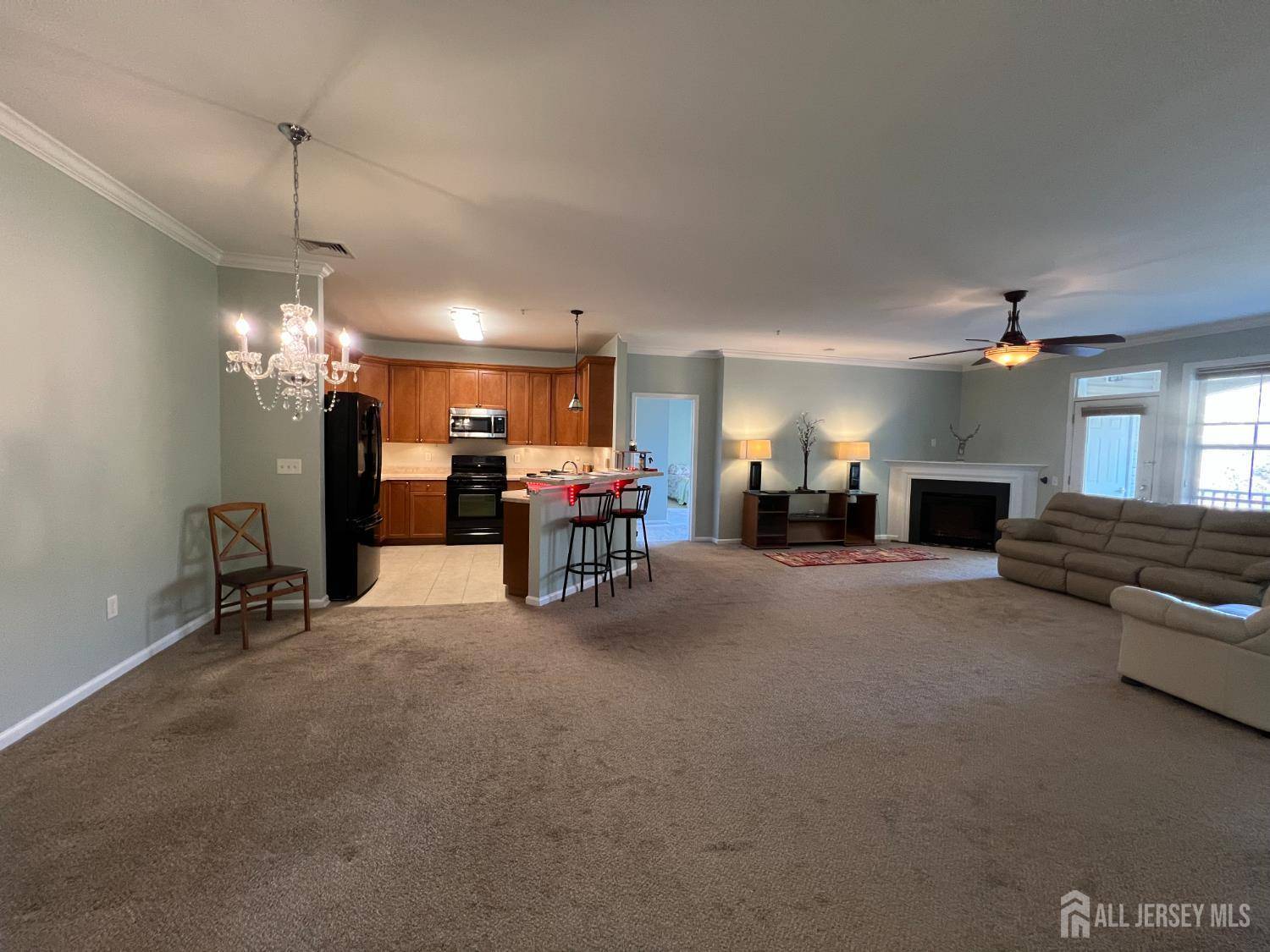 Matawan, NJ 07747,326 Sloan CT