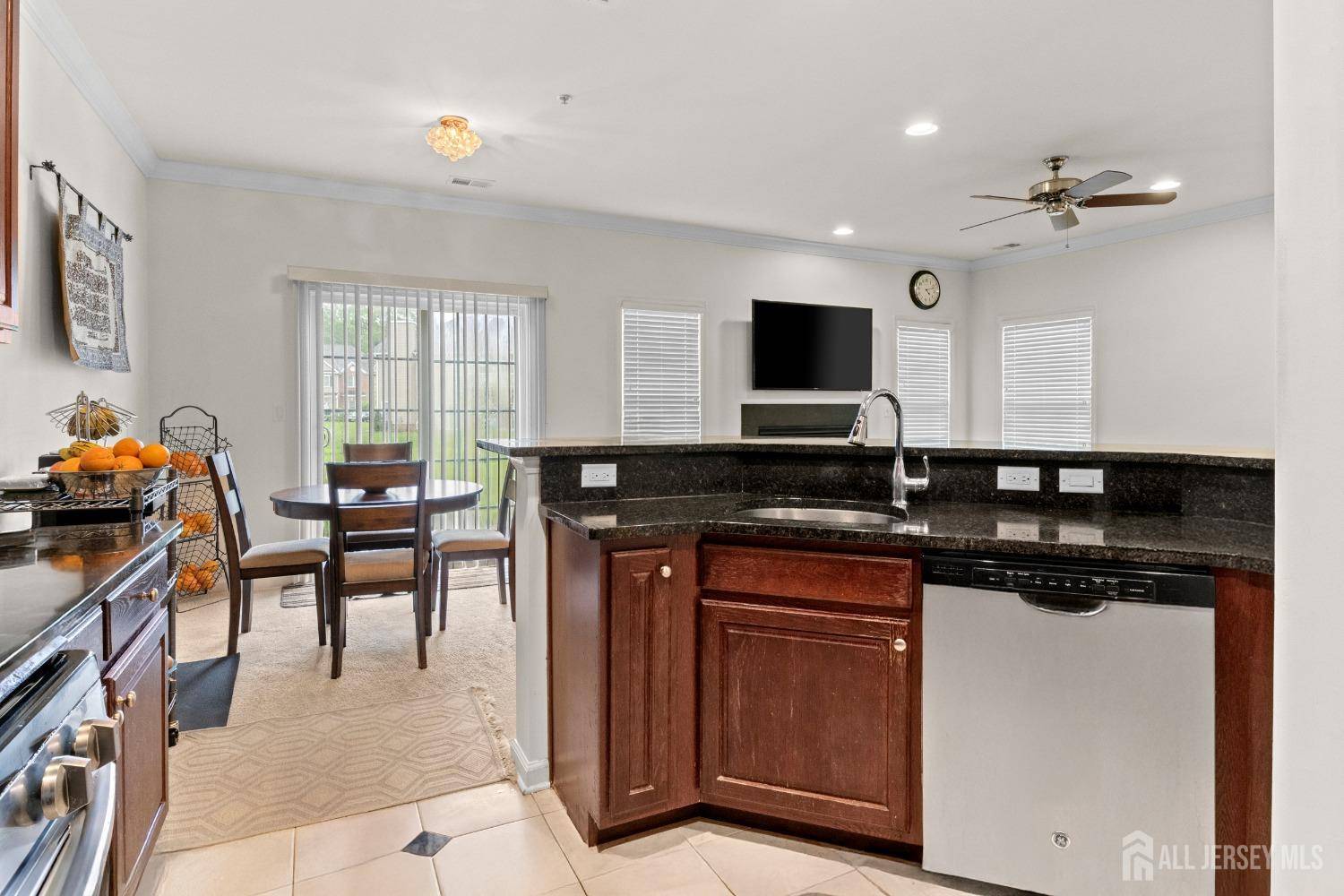 Monroe, NJ 08831,43 Morgan WAY