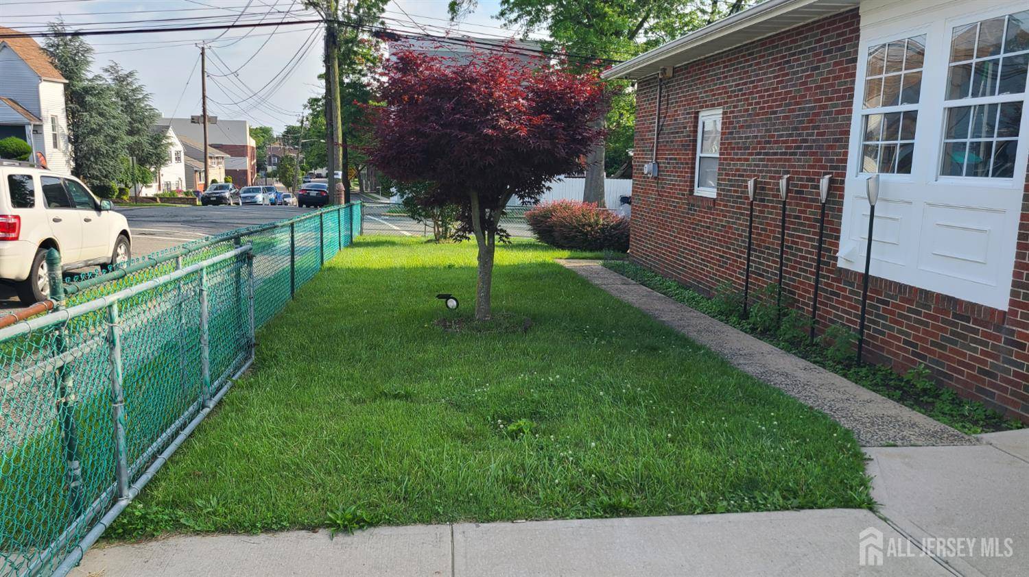 Perth Amboy, NJ 08861,354 Alpine ST