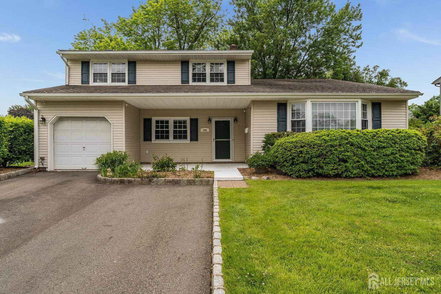South Plainfield, NJ 07080,104 Laurel AVE