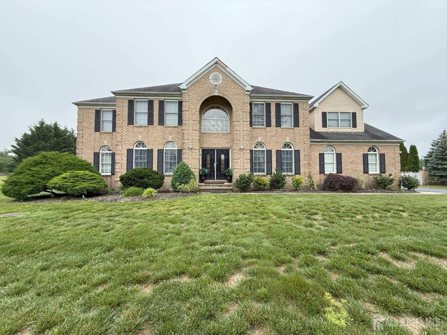 South Brunswick, NJ 08852,28 Renk Farm DR