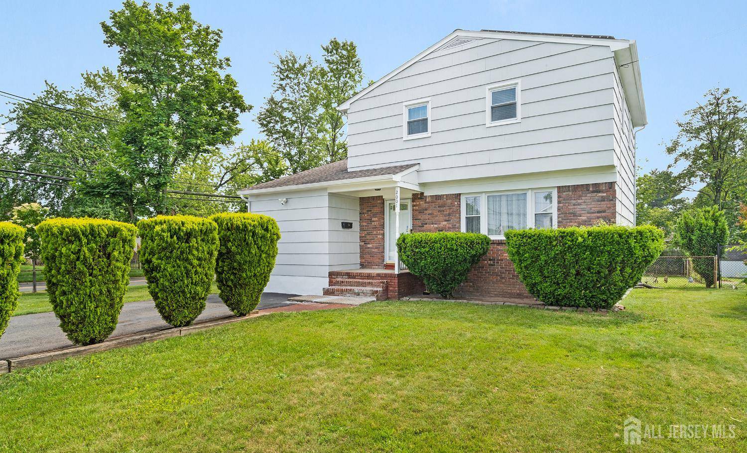 South Plainfield, NJ 07080,2001 Grant AVE