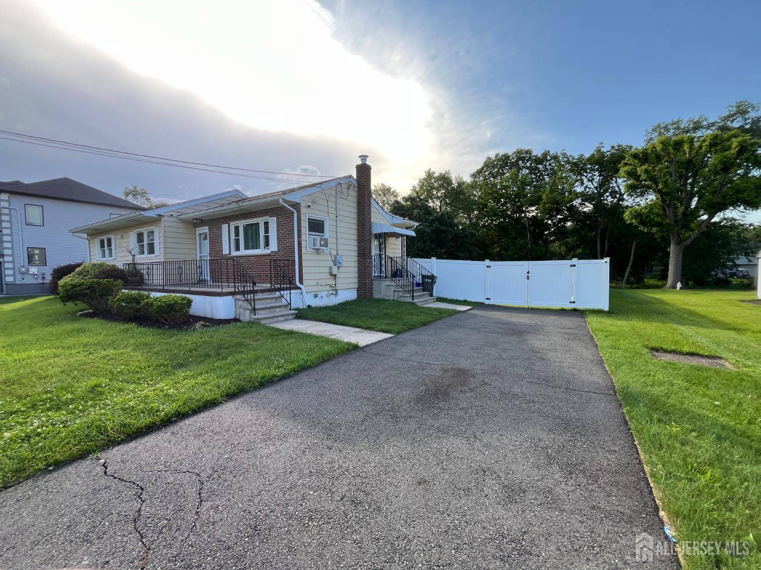 Piscataway, NJ 08854,417 Lodge ST