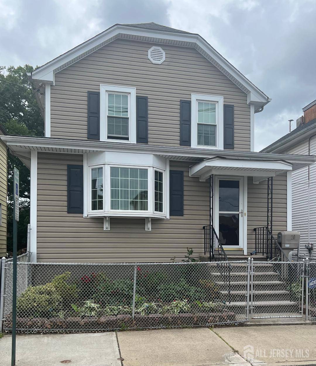 New Brunswick, NJ 08901,20 N Talmadge ST N