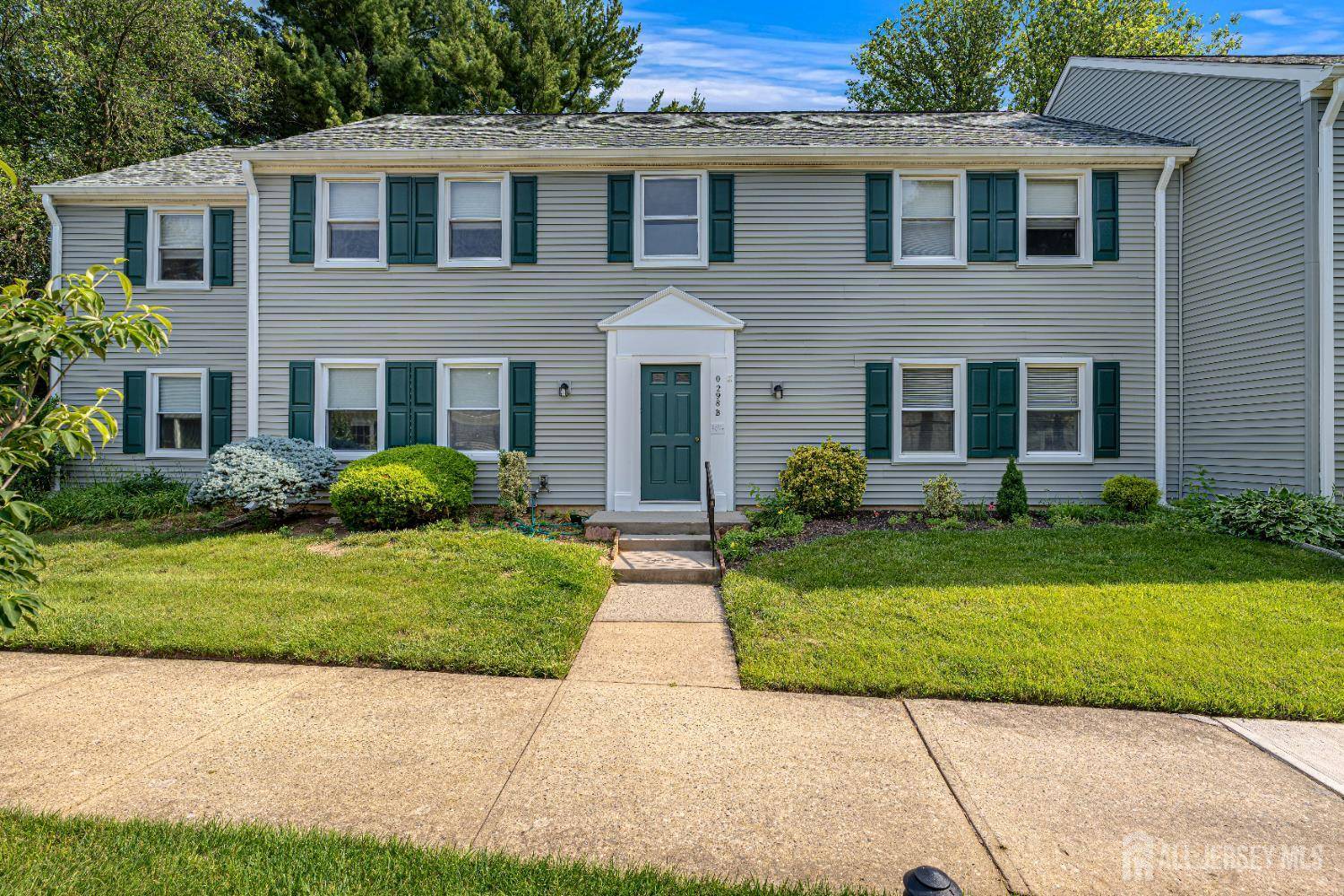 Monroe, NJ 08831,298-B Sharon WAY