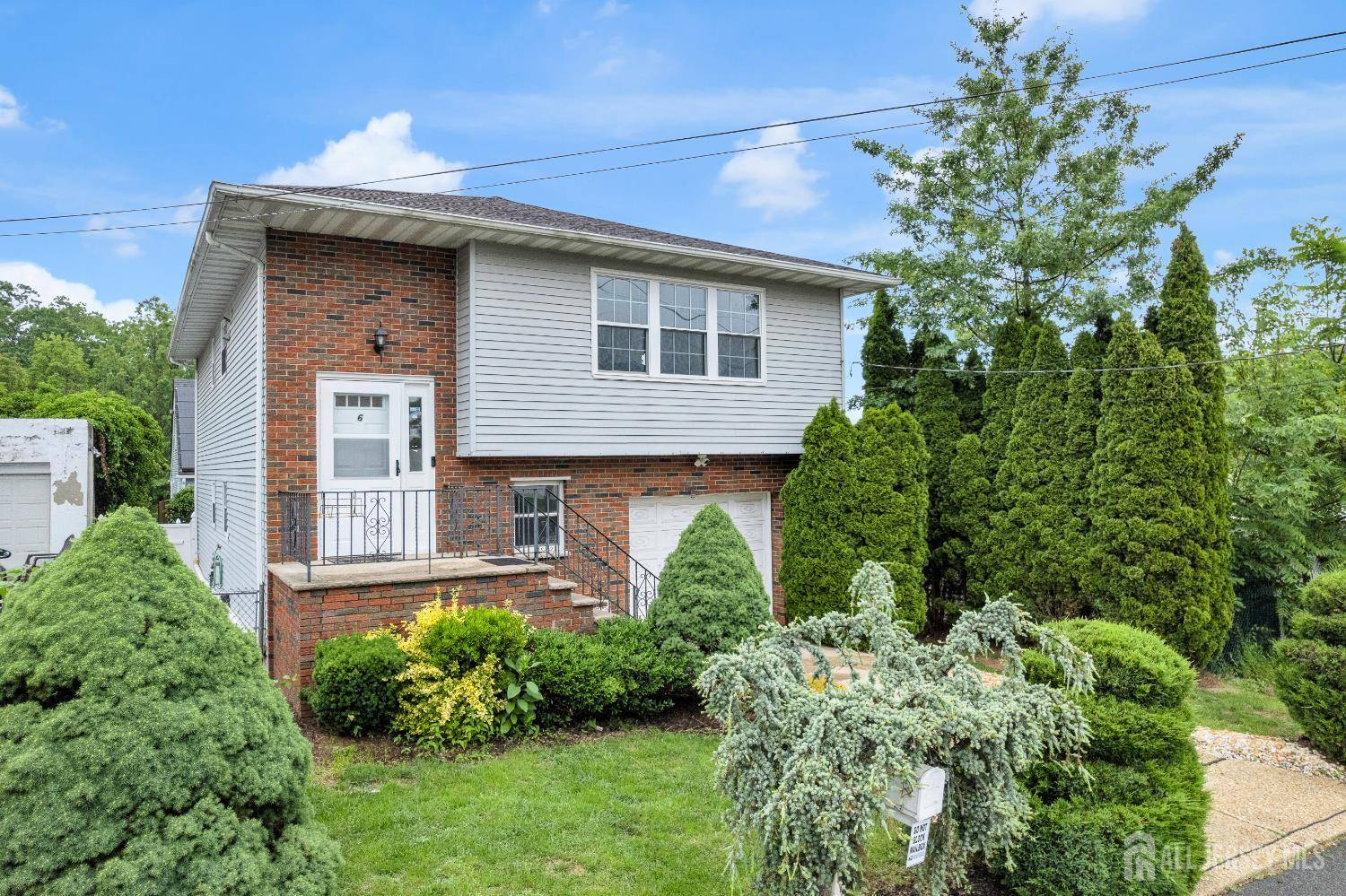 Edison, NJ 08820,6 Harvey AVE