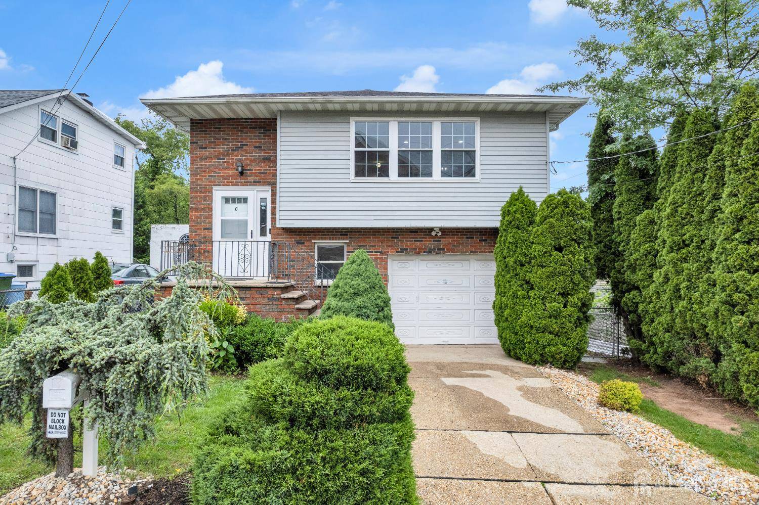 Edison, NJ 08820,6 Harvey AVE