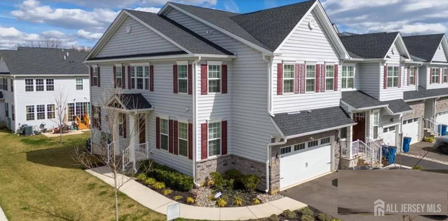 Monroe, NJ 08832,25 Larkspur LN