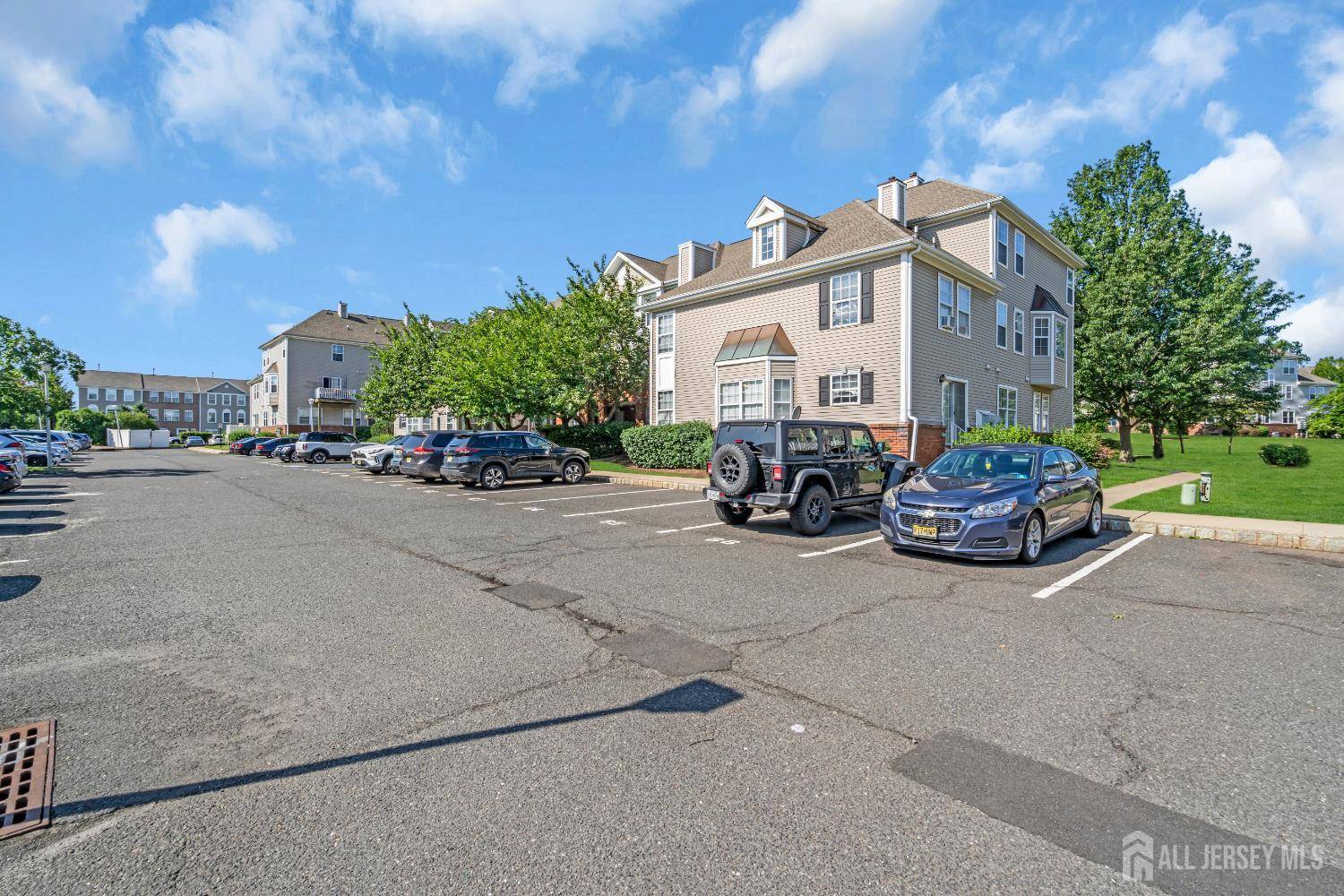 Sayreville, NJ 08859,2211 Timber Ridge CT