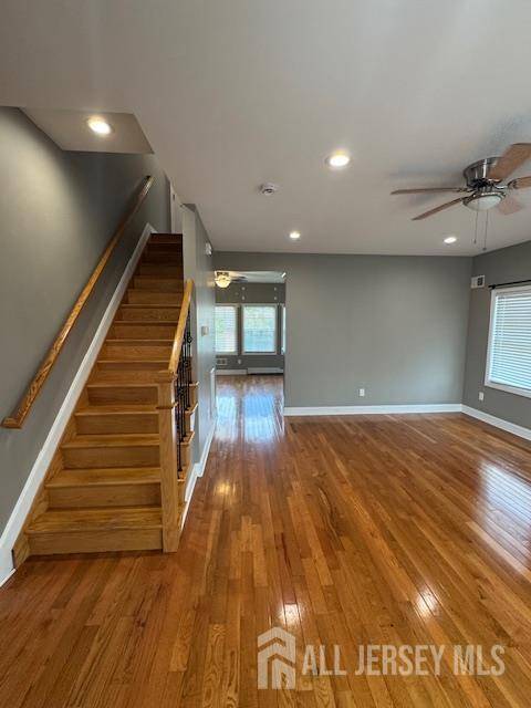 Sewaren, NJ 07077,350 Cliff RD