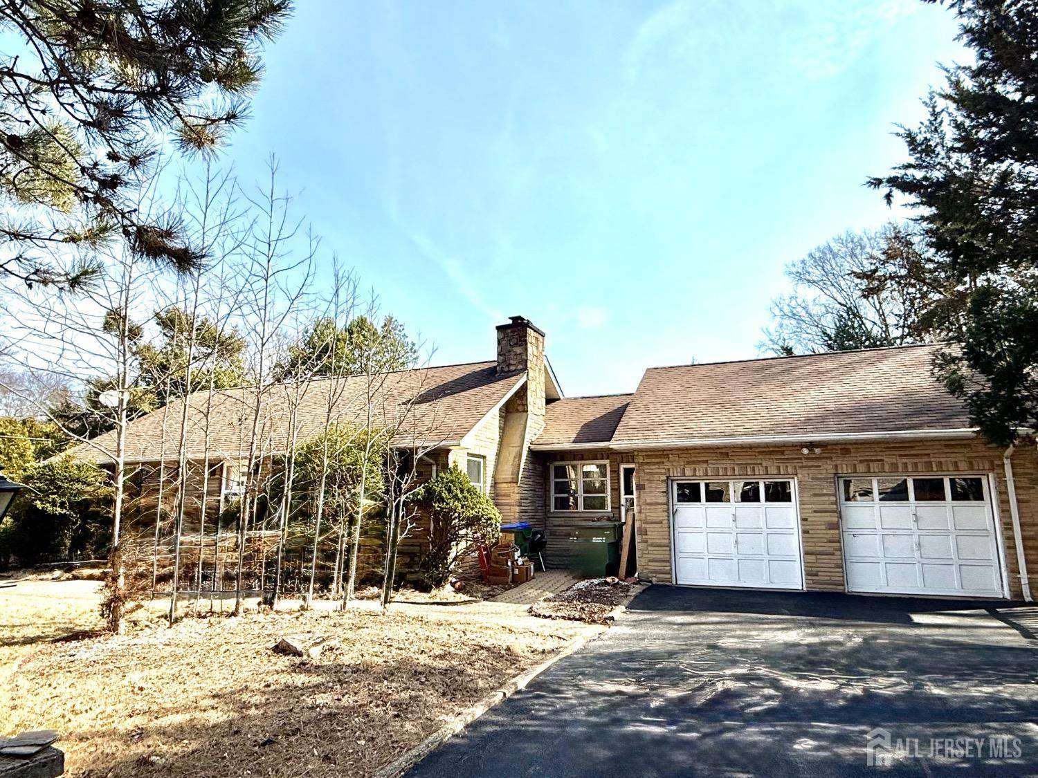 Edison, NJ 08820,34 Parker RD