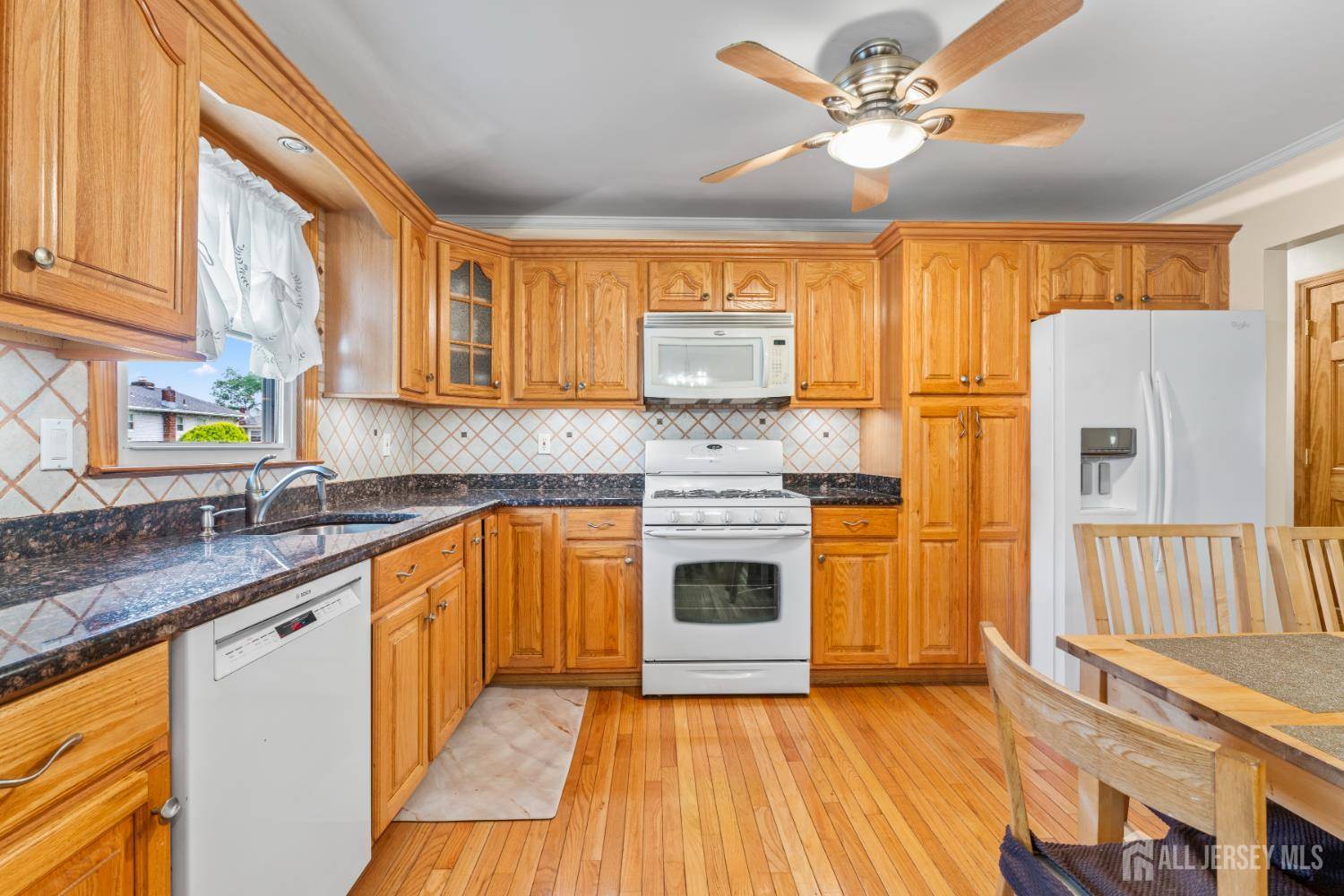 Iselin, NJ 08830,44 Pleasant AVE