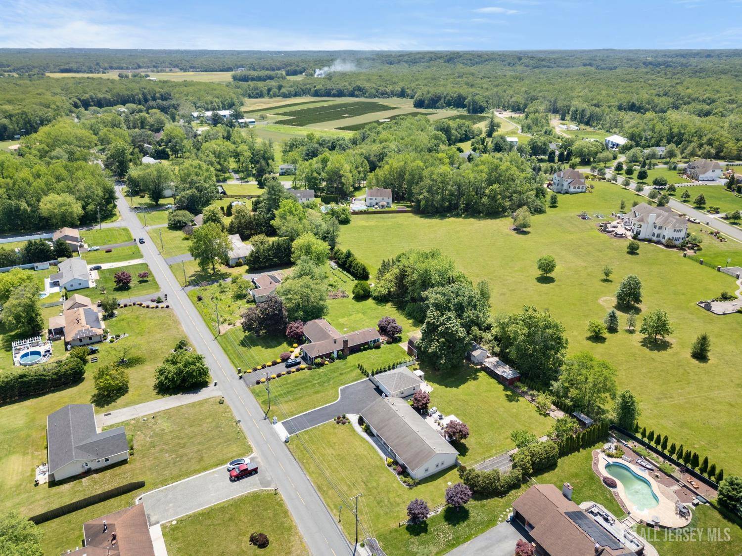 Monroe, NJ 08831,197 Dey Grove RD
