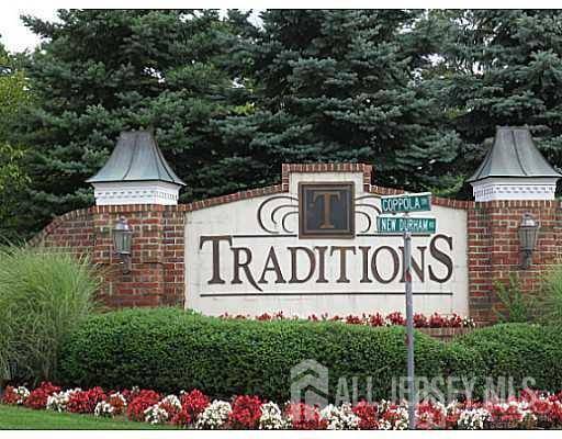 South Plainfield, NJ 07080,231 Lucy CT