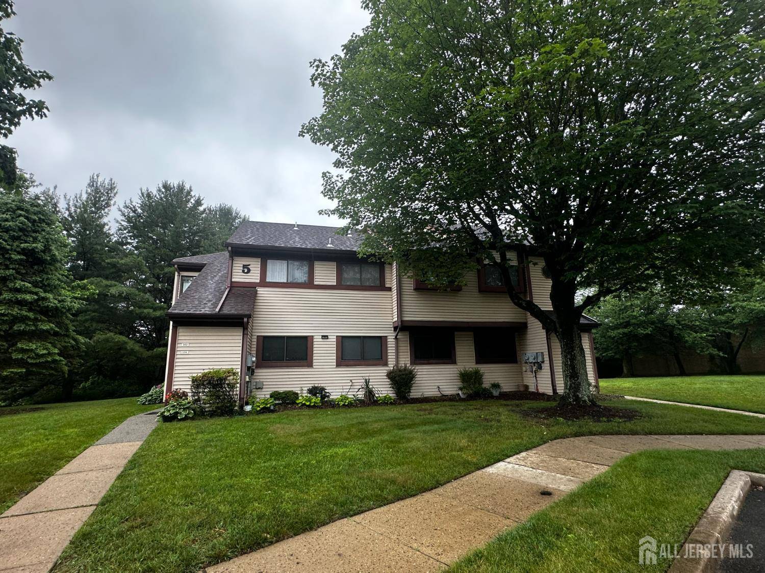 South Brunswick, NJ 08810,502 Samuel CT