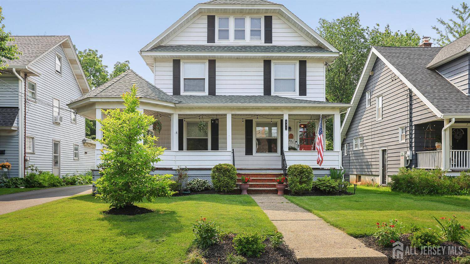 Bound Brook, NJ 08805,521 Winsor ST