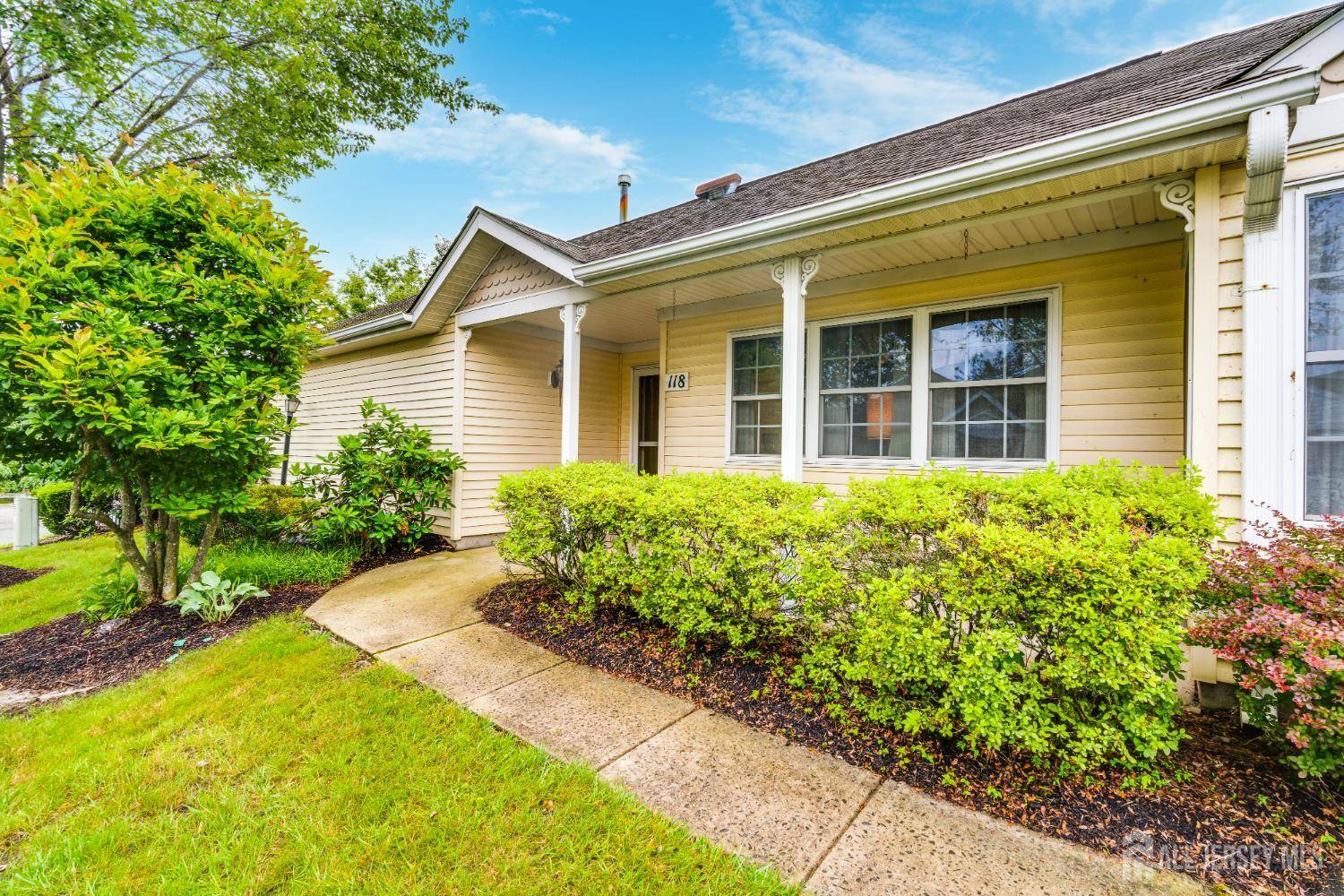 Monroe, NJ 08831,118 Tanager DR