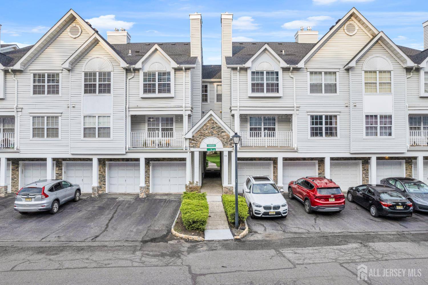 Edison, NJ 08820,98 Prestwick WAY #98