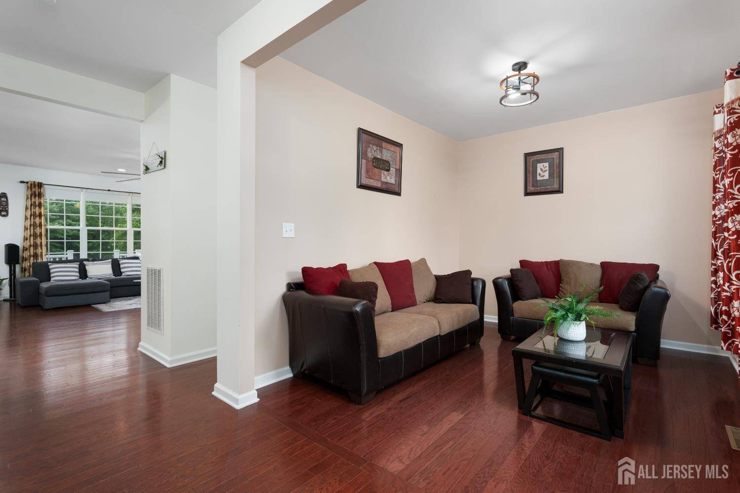Monroe, NJ 08831,1 Elmcrest CT E