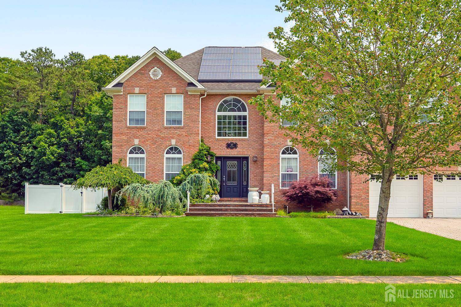 Monroe, NJ 08831,47 Lori ST