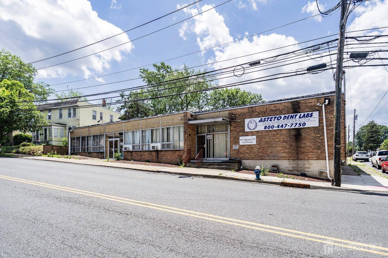 Maplewood, NJ 07040,2075 Millburn AVE