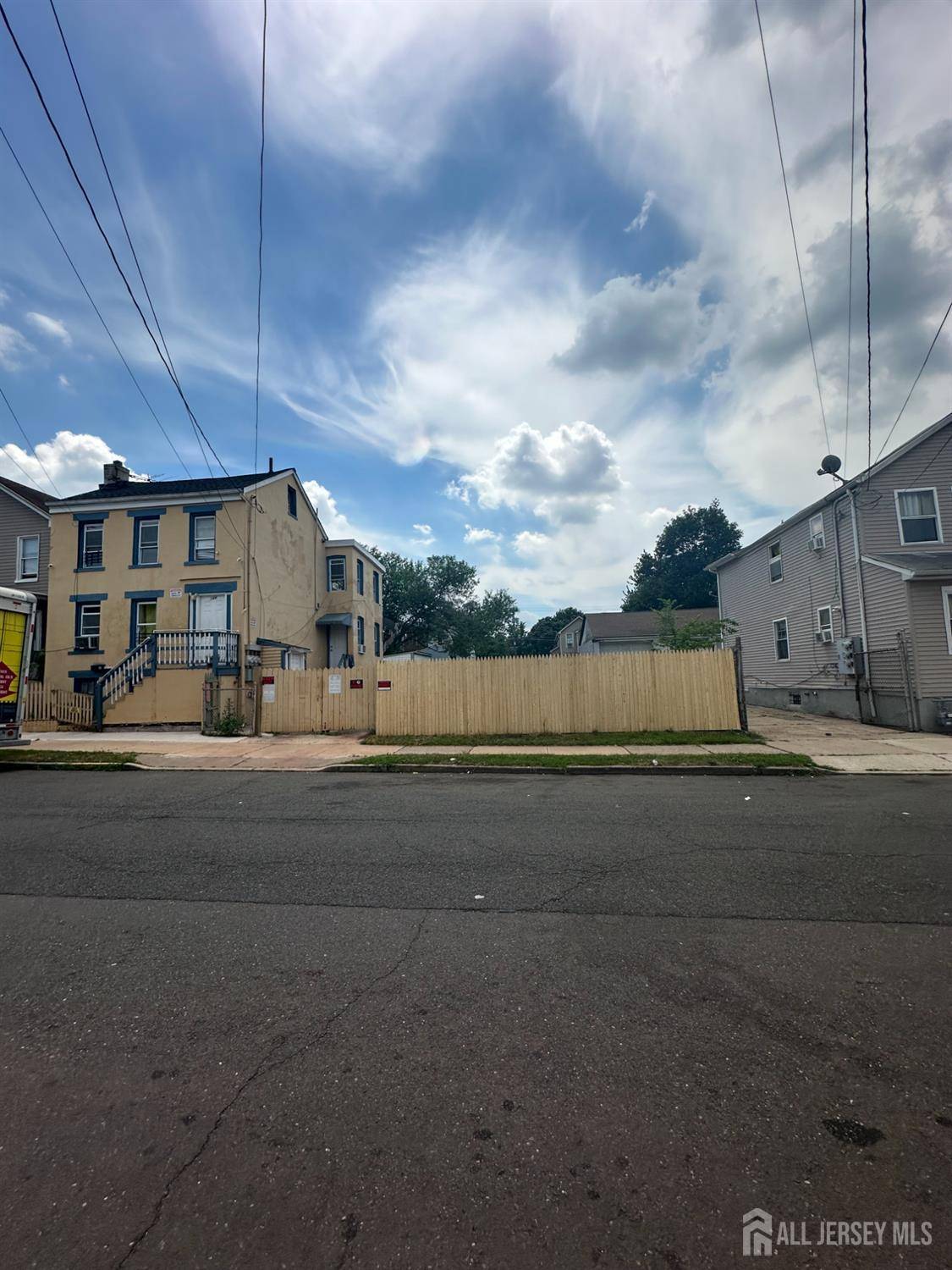 New Brunswick, NJ 08901,146 Seaman ST