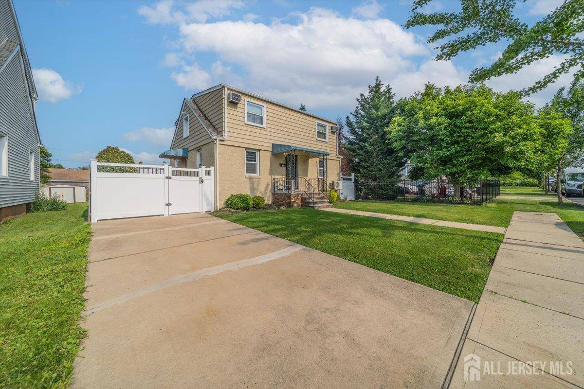 Carteret, NJ 07008,56 Frederick ST