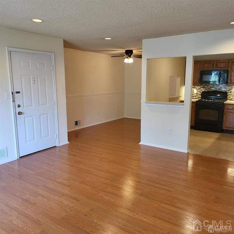 Franklin, NJ 08823,219 Rachel CT