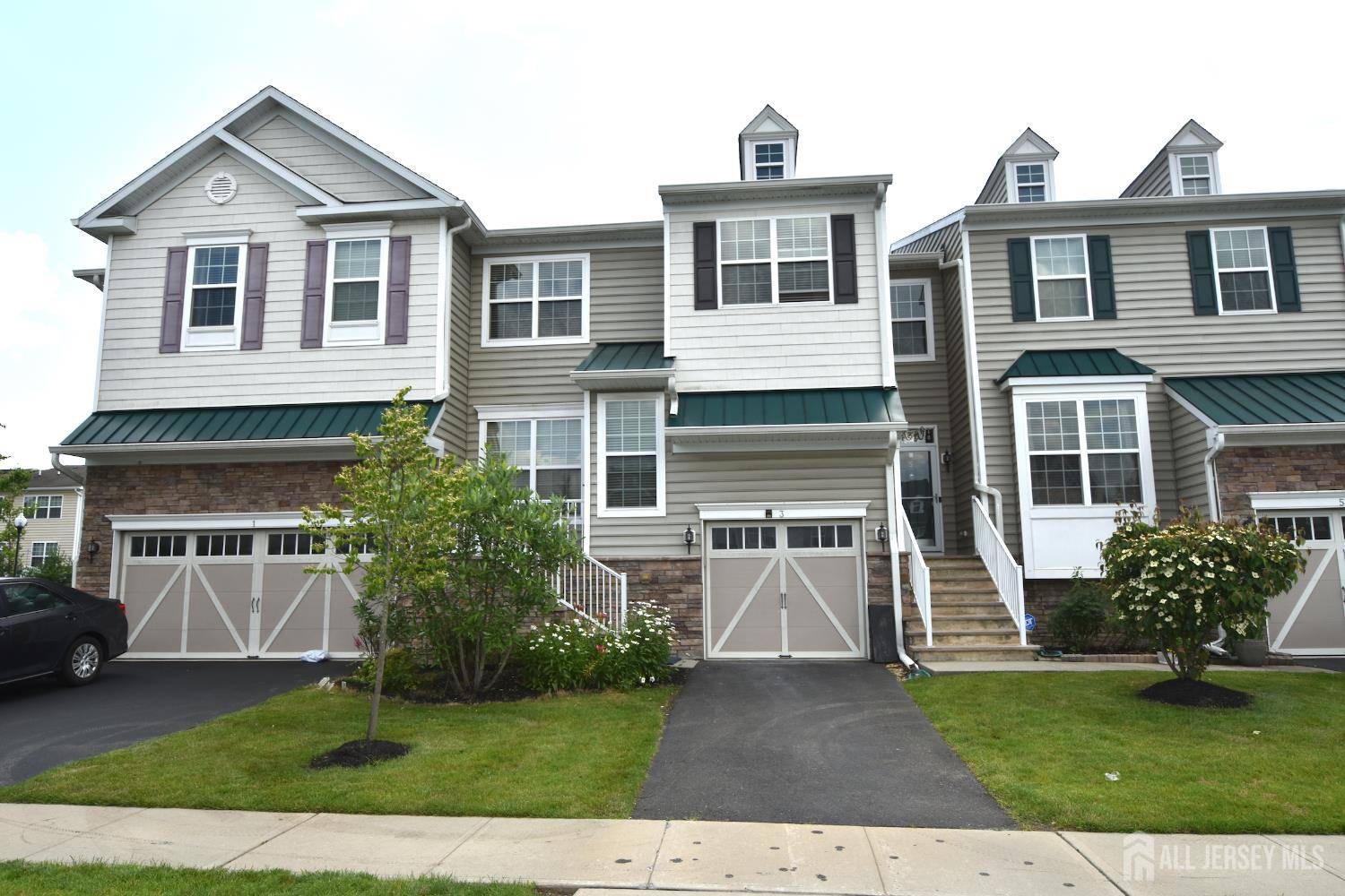 Cranbury, NJ 08512,3 bauer LN