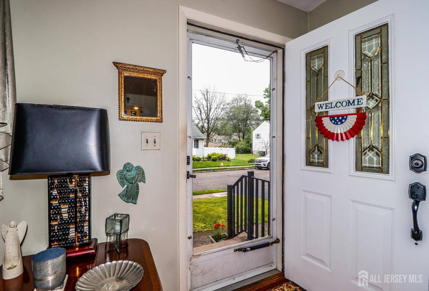 Metuchen, NJ 08840,12 Aldrich AVE